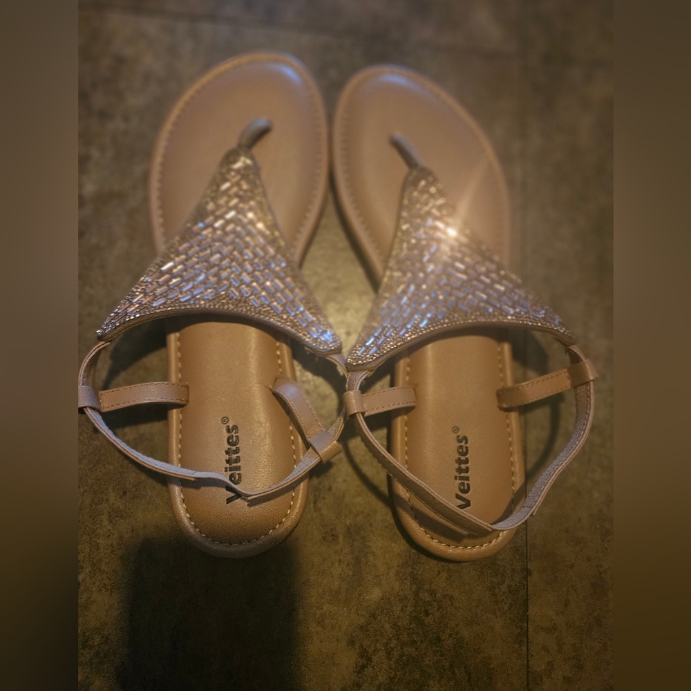 Women sandals